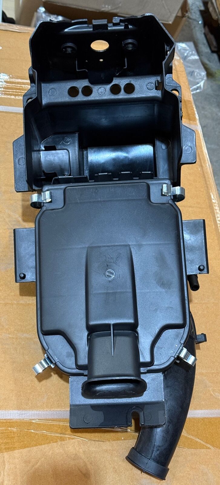 Air filter box Assy mustang 250