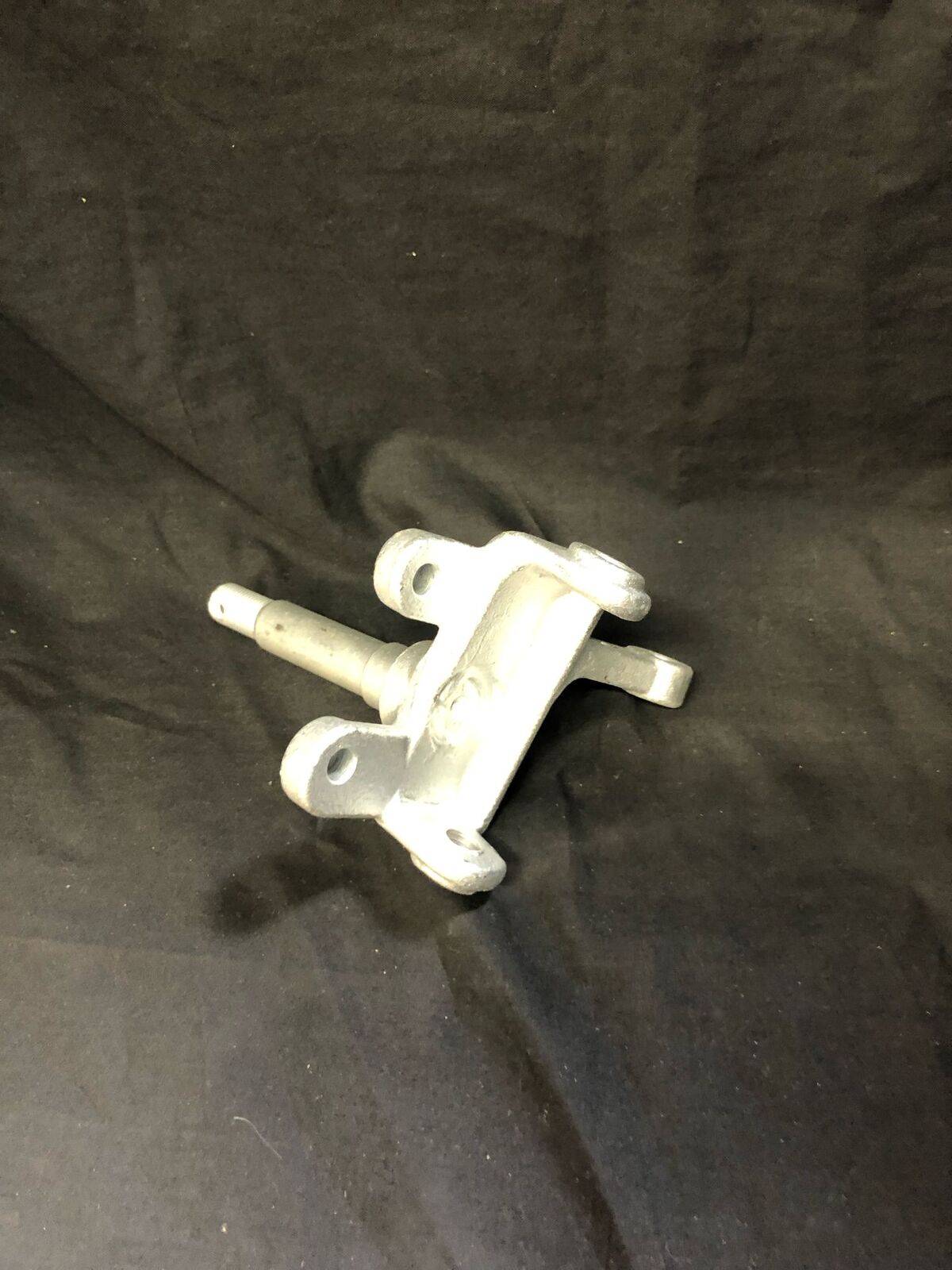 RIGHT TRIFURCATE SHAFT