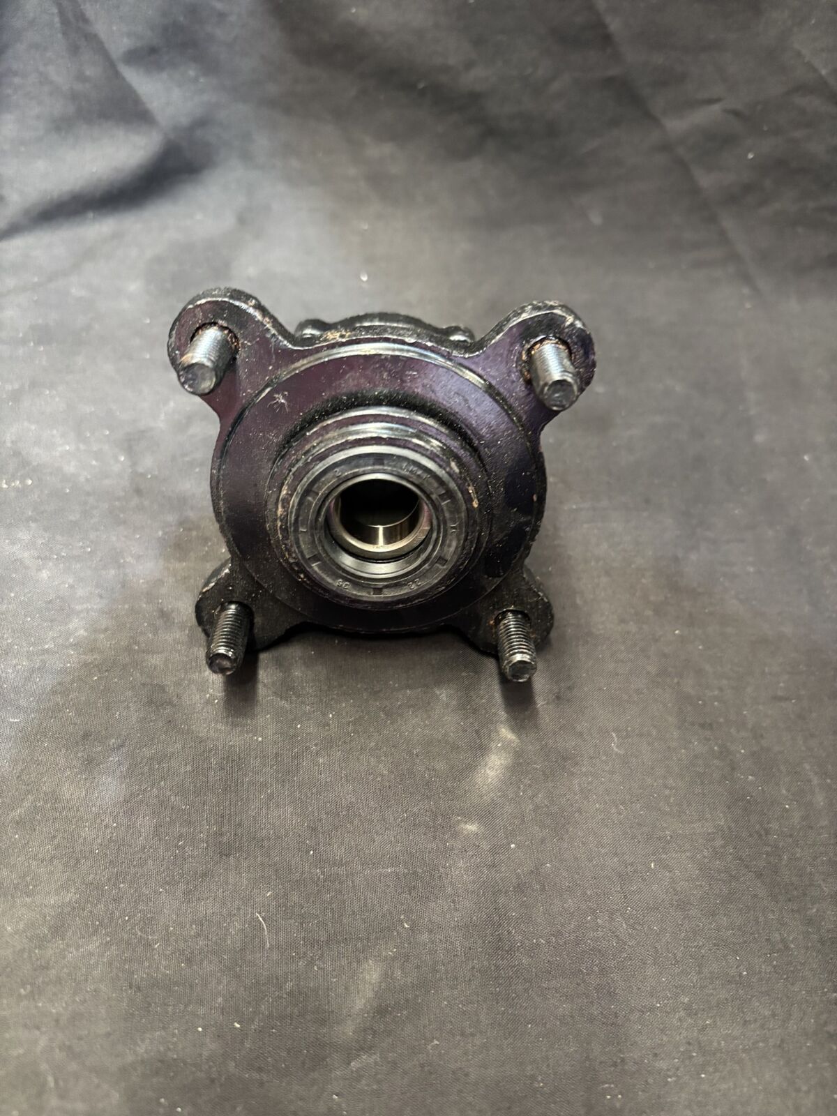 FRONT -Wheel Hub (no disk)