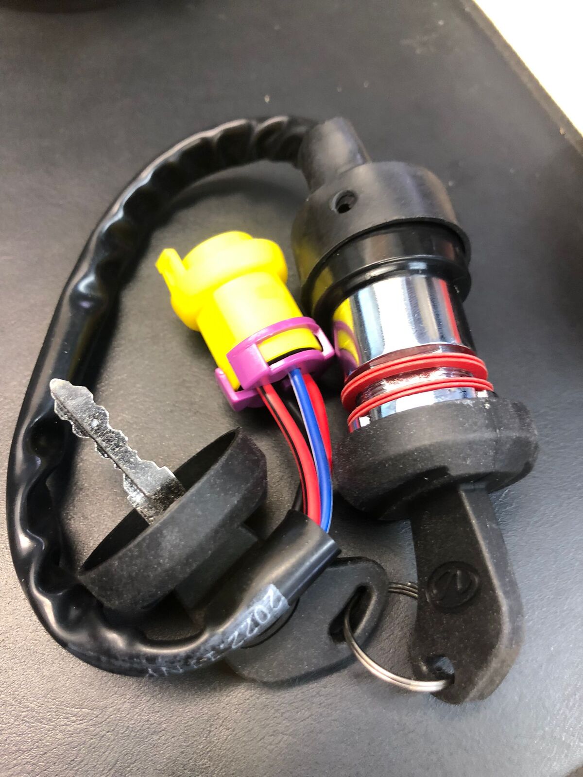 KEY BARREL IGNITION SWITCH X300