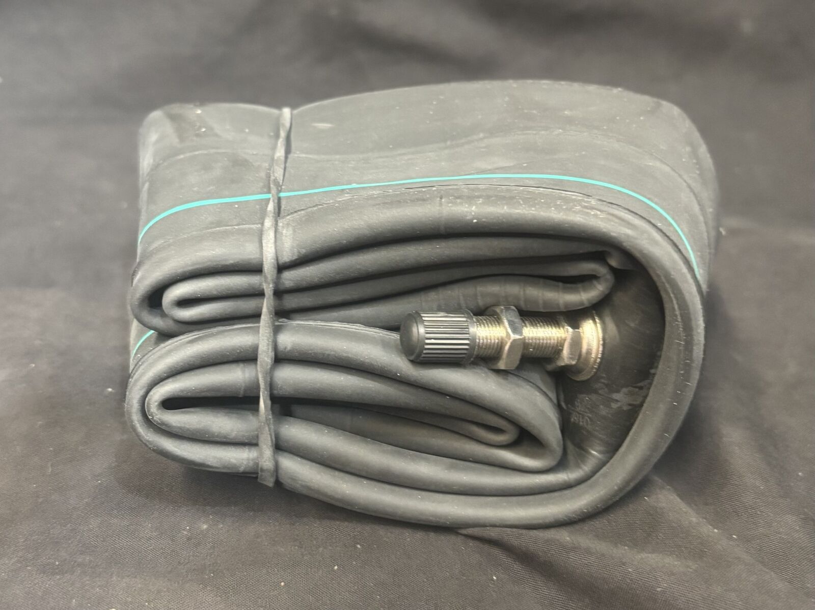 12" TUBE (250-12) VEE RUBBER 