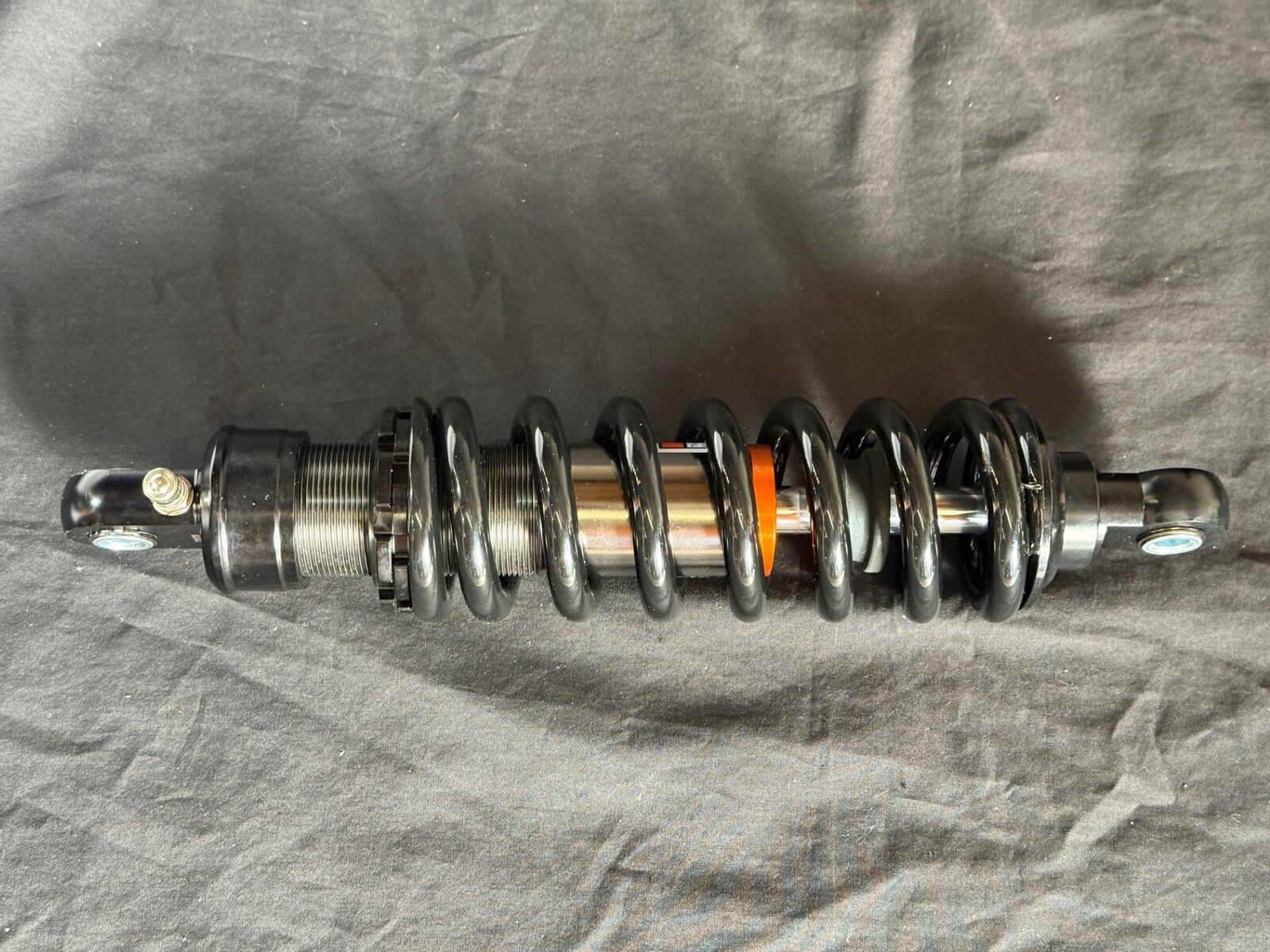 Rear shock absorber CF110