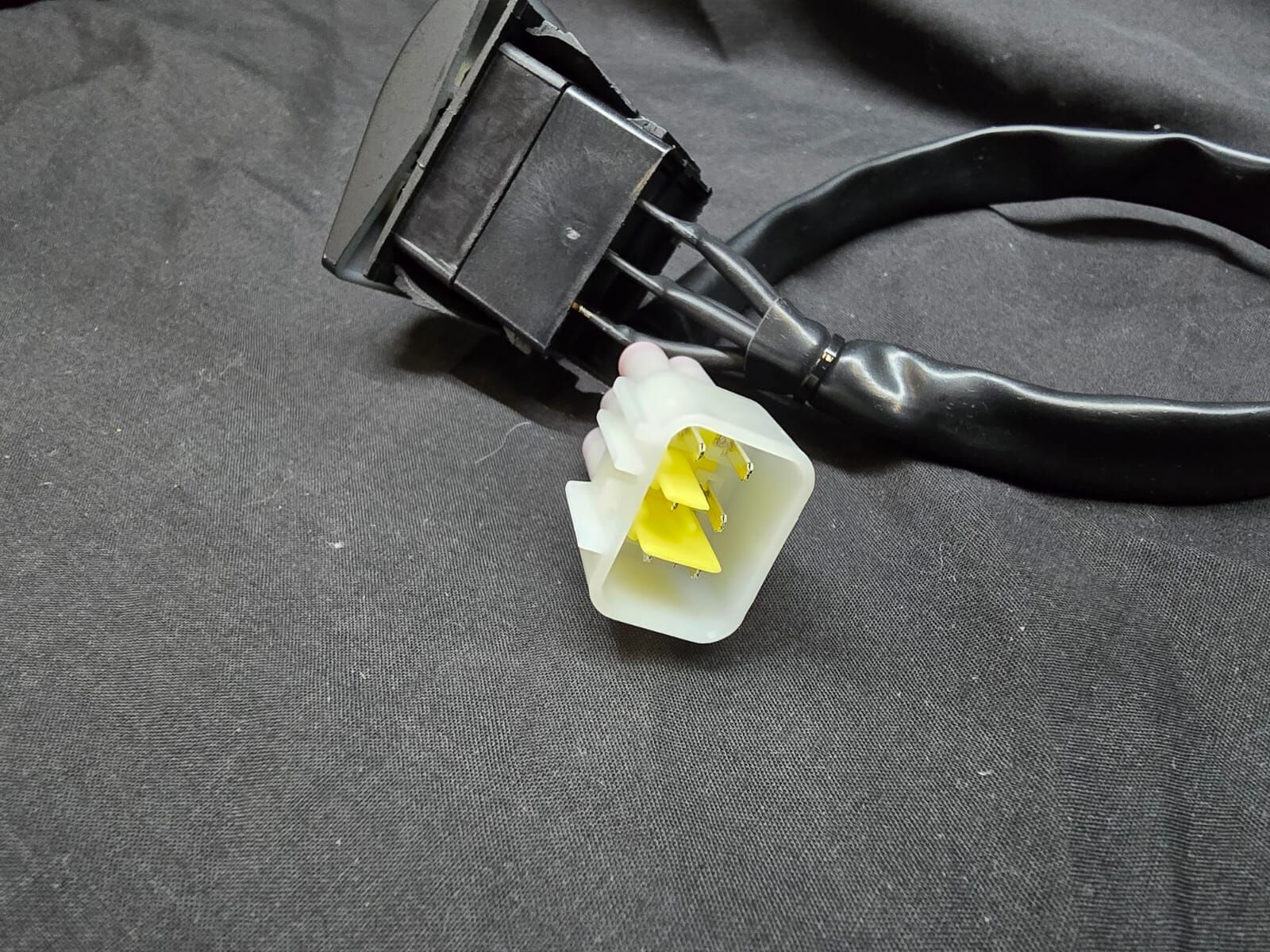 GEAR POSITION SENSOR