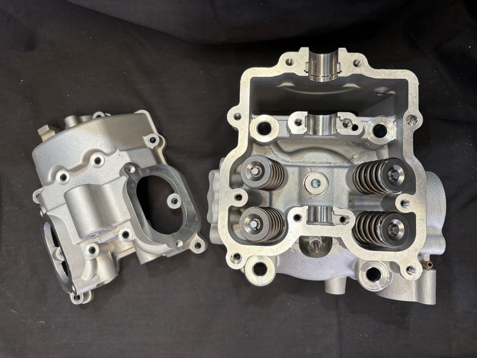 COMPLETE CYLINDER HEAD ASSY 600GT / 550