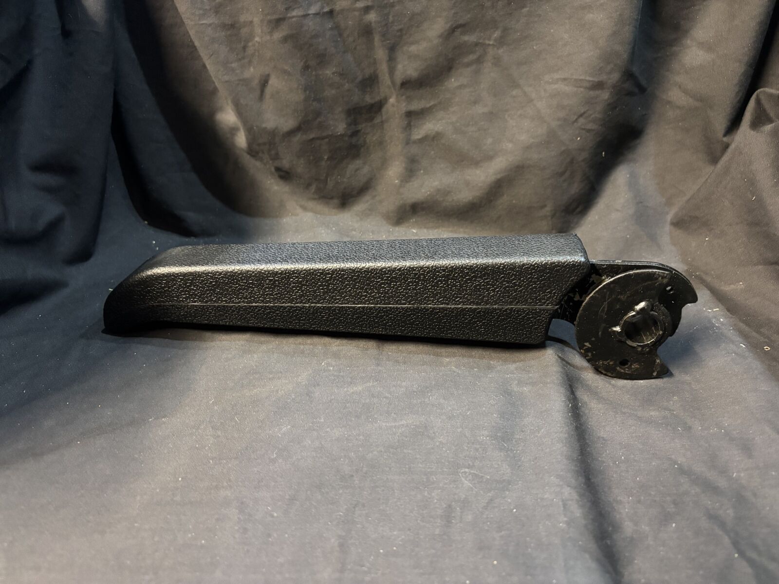 E10 Folding Arm Rest, LEFT