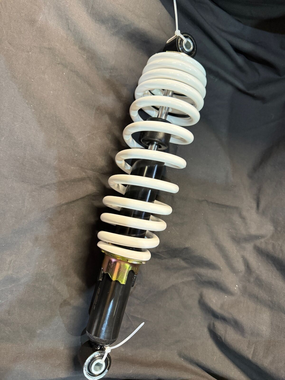 SHOCK ABSORBER   E5 Rear Right / Rear Left