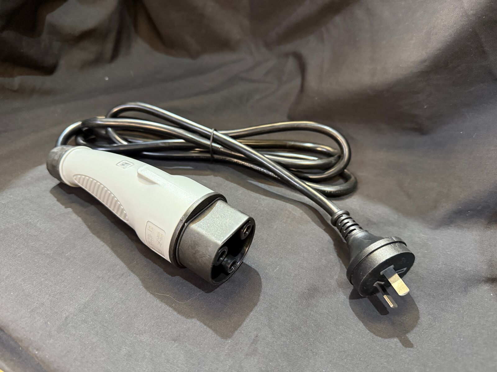 E5 / E5LR CHARGER INPUT CABLE/LEAD