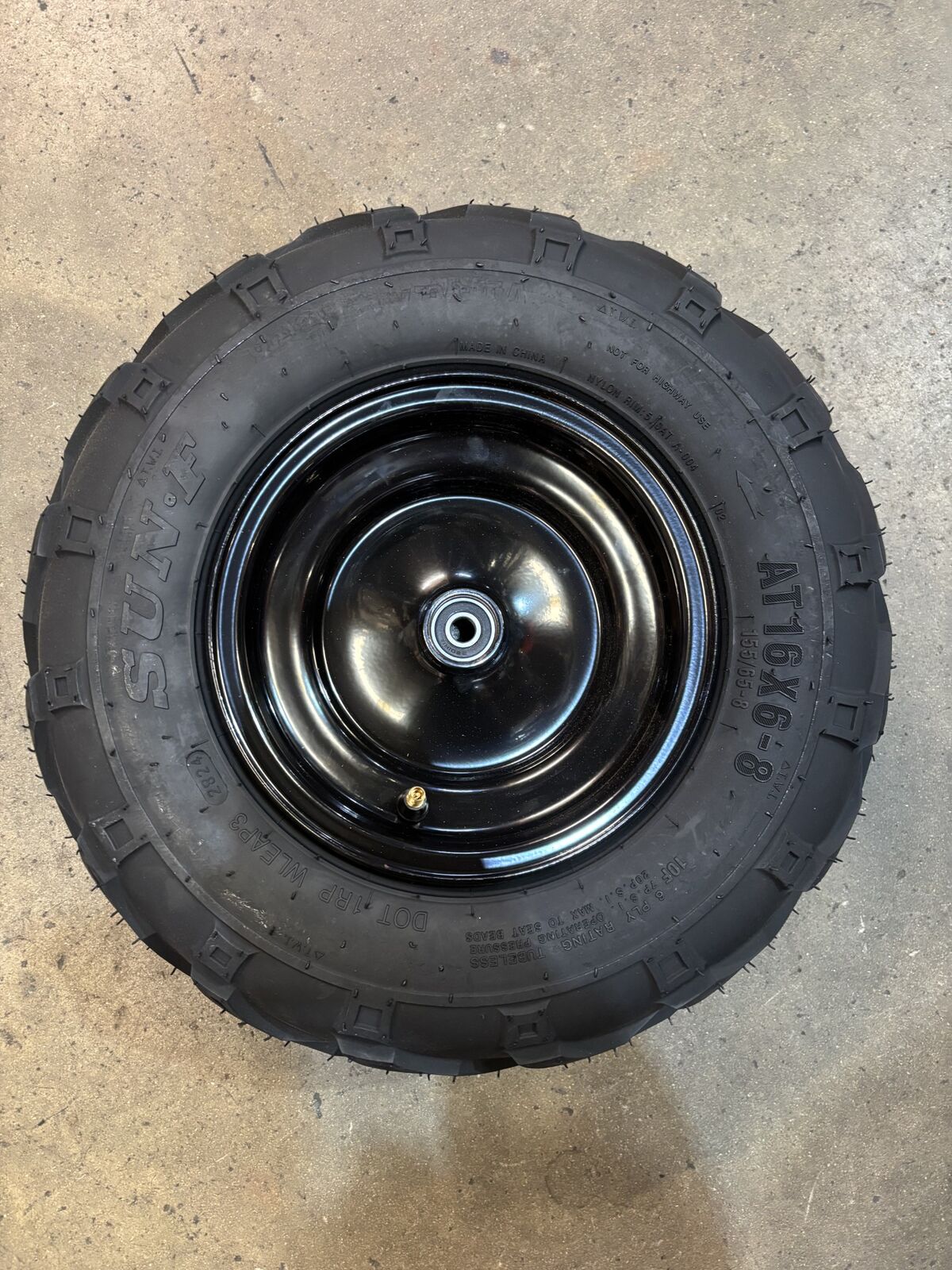 BLAZER FRONT LEFT COMPLETE WHEEL AND RIM