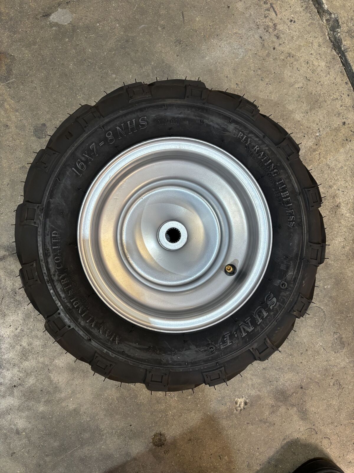 BLAZER REAR LEFT WHEEL ASSY