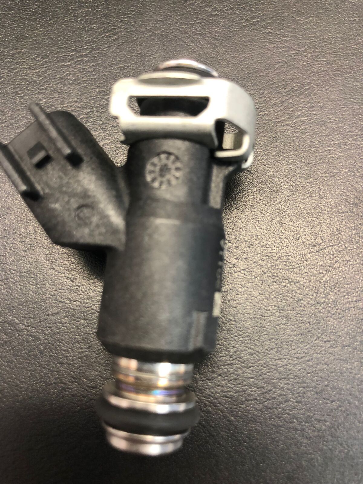 Fuel Injector (2X10X8X3) X400 / 400GT