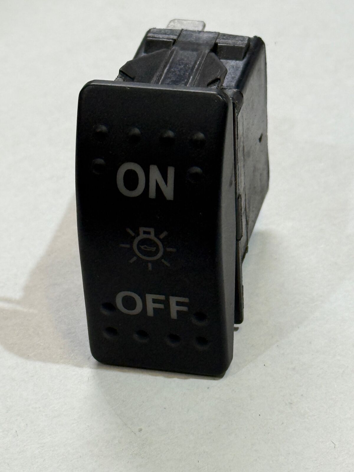 Light Switch E1 250gt 800gtS
