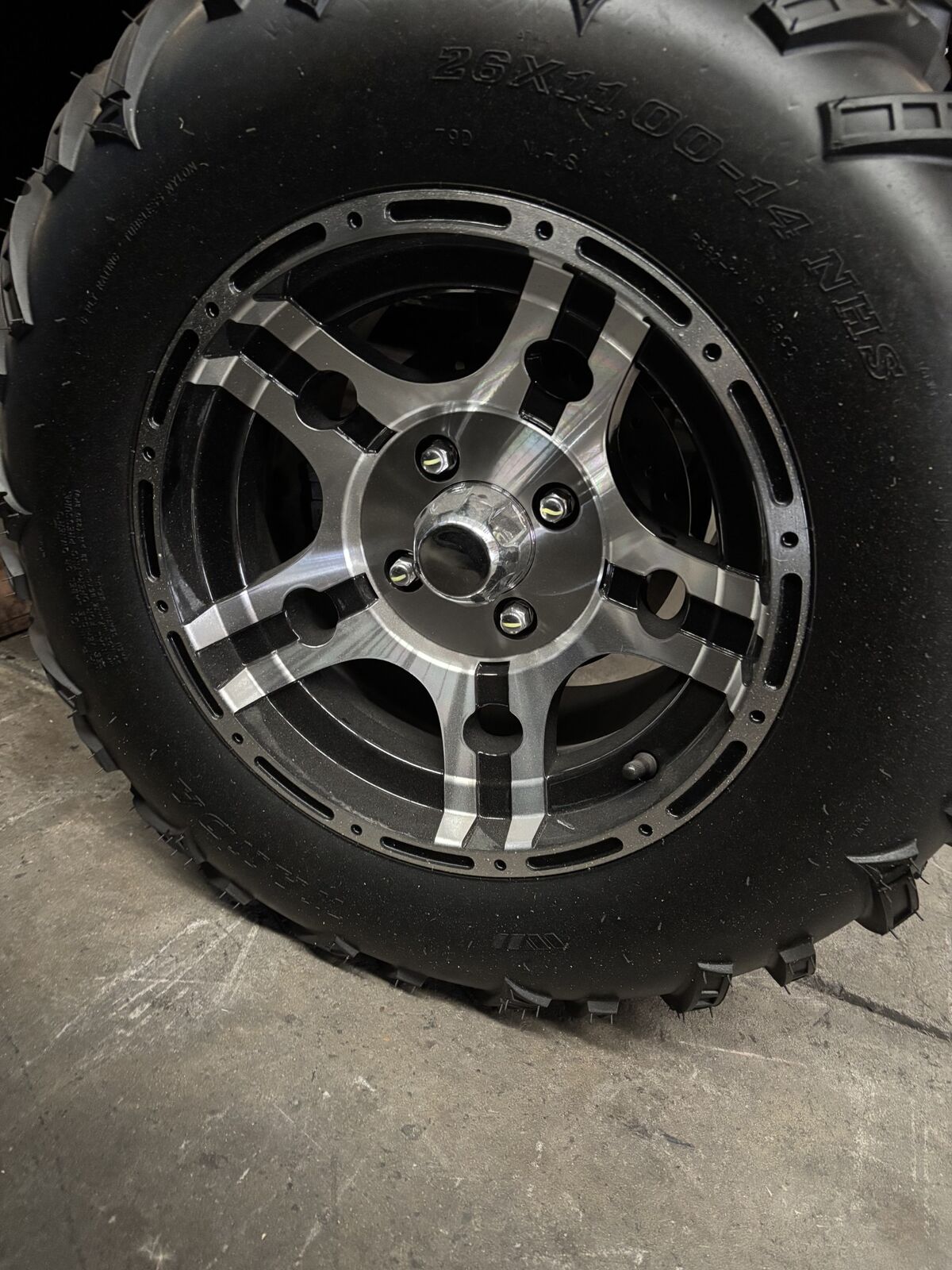 800GTS Front Rim 14X7