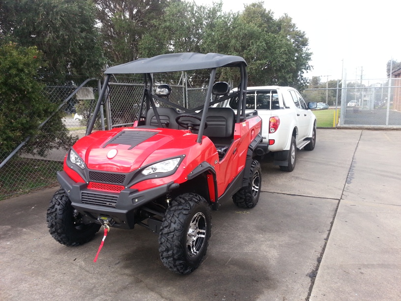 Mitsubishi Triton vs Crossfire 1100GT UTV